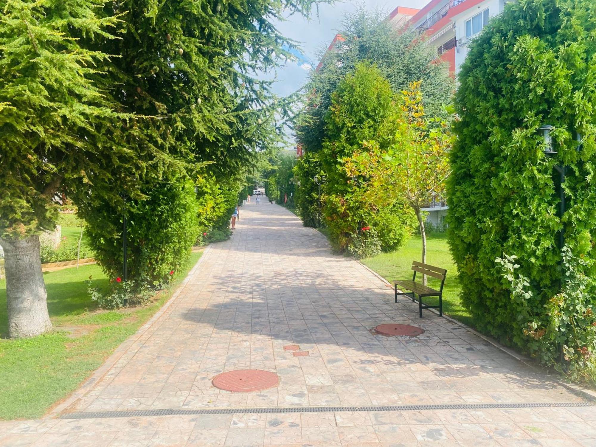 Apartment In Sveti Vlas Bagian luar foto