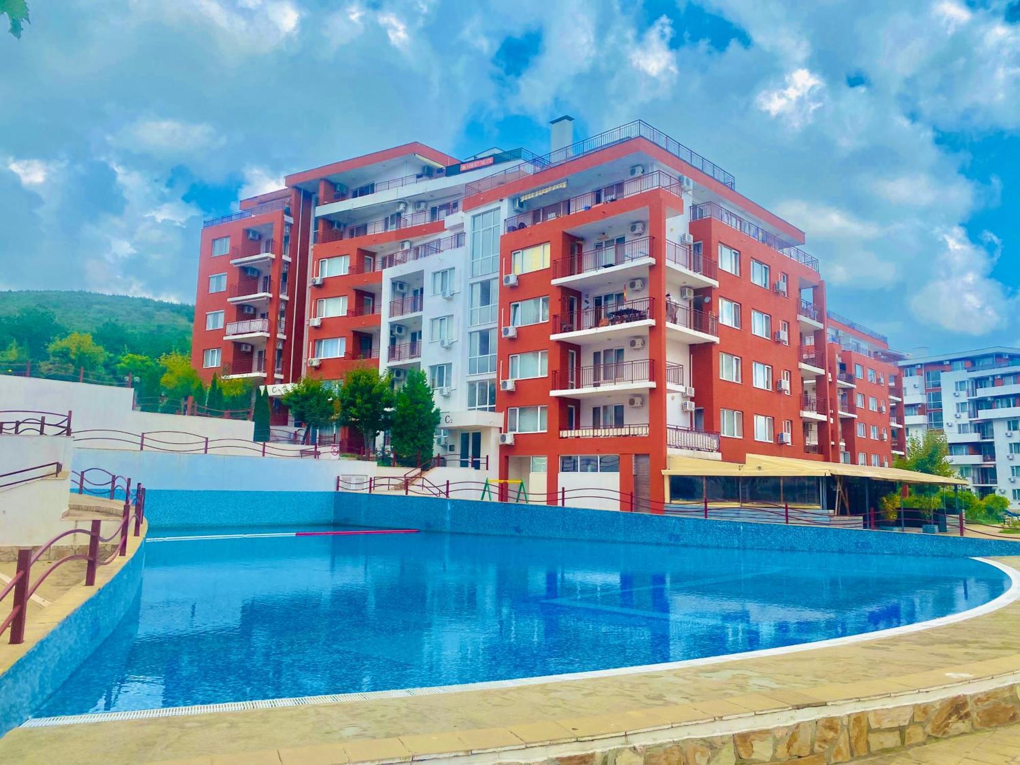 Apartment In Sveti Vlas Bagian luar foto